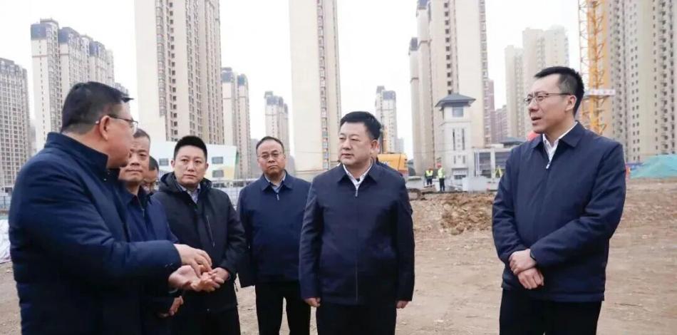 �������ί��������Ҫ�쵼���и����彨����ѧУ��Ŀ